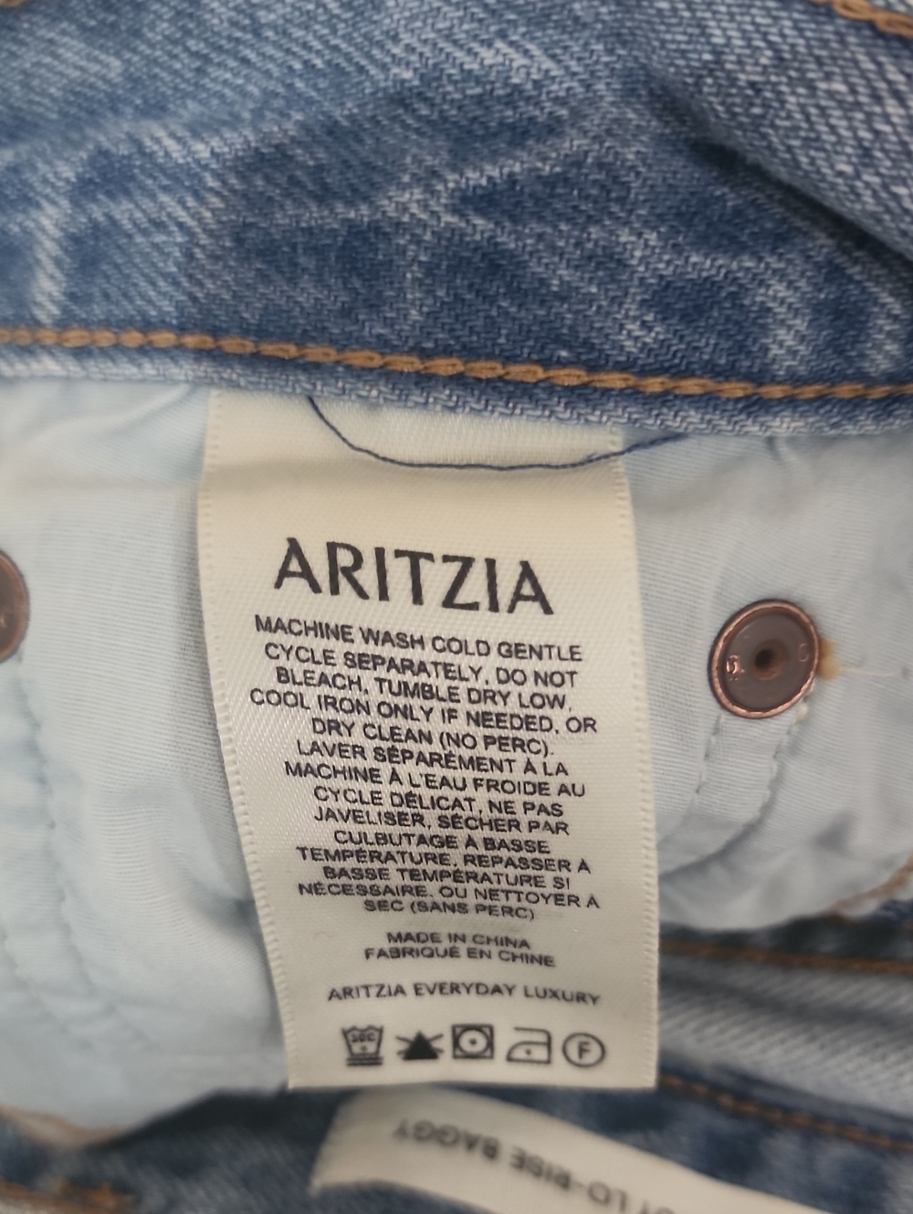Denim Forum The 90's Iggy Low Rise Baggy Jean - Picture 15 of 15